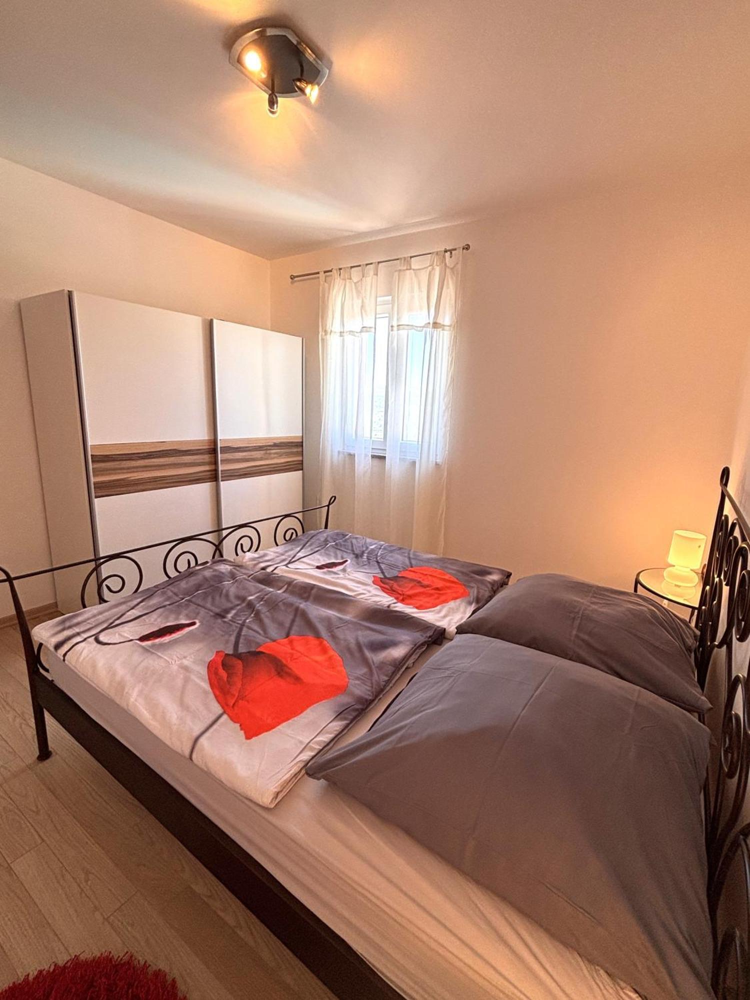 Apartments Quarnero 라벡 외부 사진